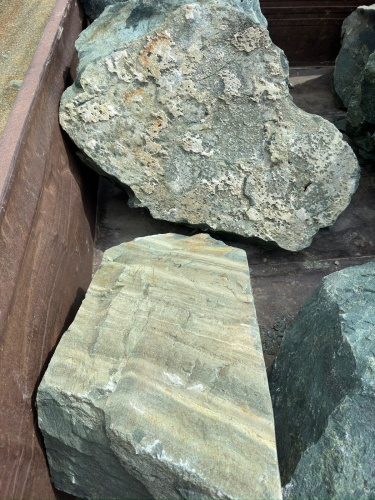 Ландшафтные глыбы зелёные 200-500 килограмм купить в Ленинградской области