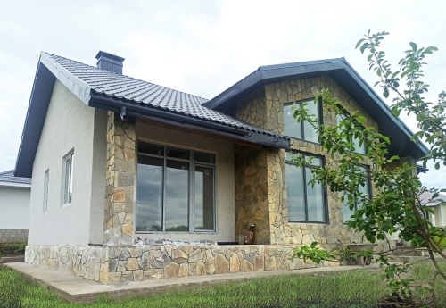 Плитняк златолит Уральский  для фасада купить в Ленинградской области