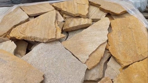 Плитняк златолит жёлтый для цоколя купить в Ленинградской области