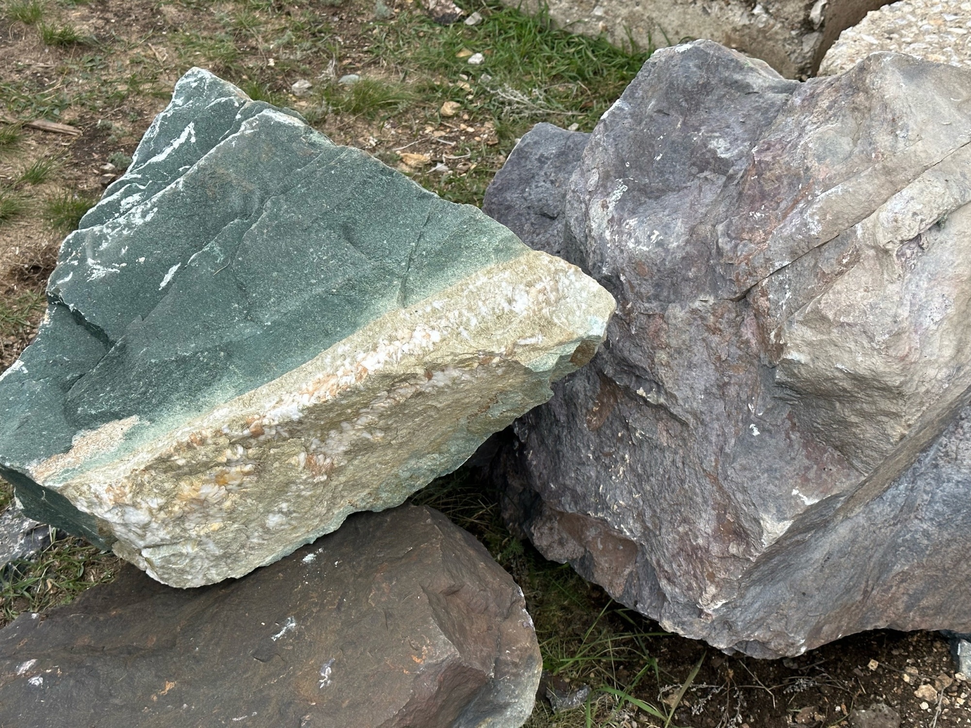 Камни для ландшафтного дизайна зелёные 10-60 килограмм купить в Ленинградской области