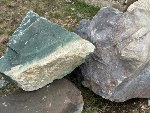 Камни для ландшафтного дизайна зелёные 10-60 килограмм купить в Ленинградской области