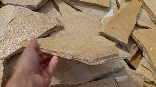 Плитняк златолит жёлтый для фасада 1,5-3 см купить в Ленинградской области