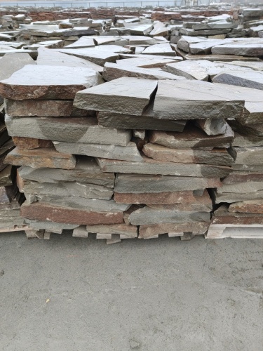 Плитняк песчаник серо-зелёный для мощения 60-65 мм купить в Ленинградской области